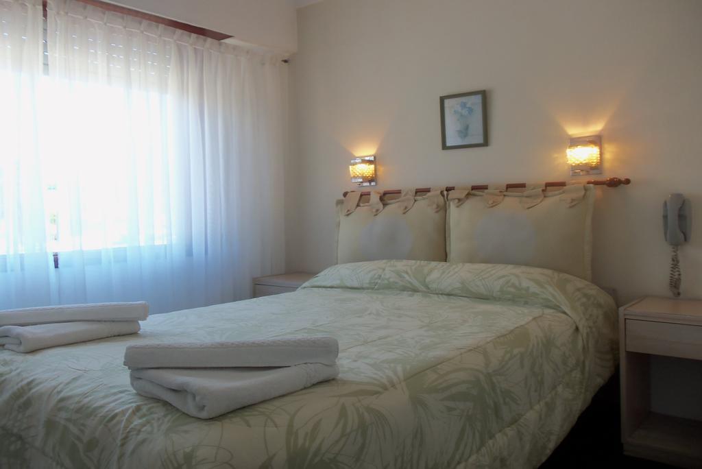 Dino'S Hotel Villa Gesell Δωμάτιο φωτογραφία